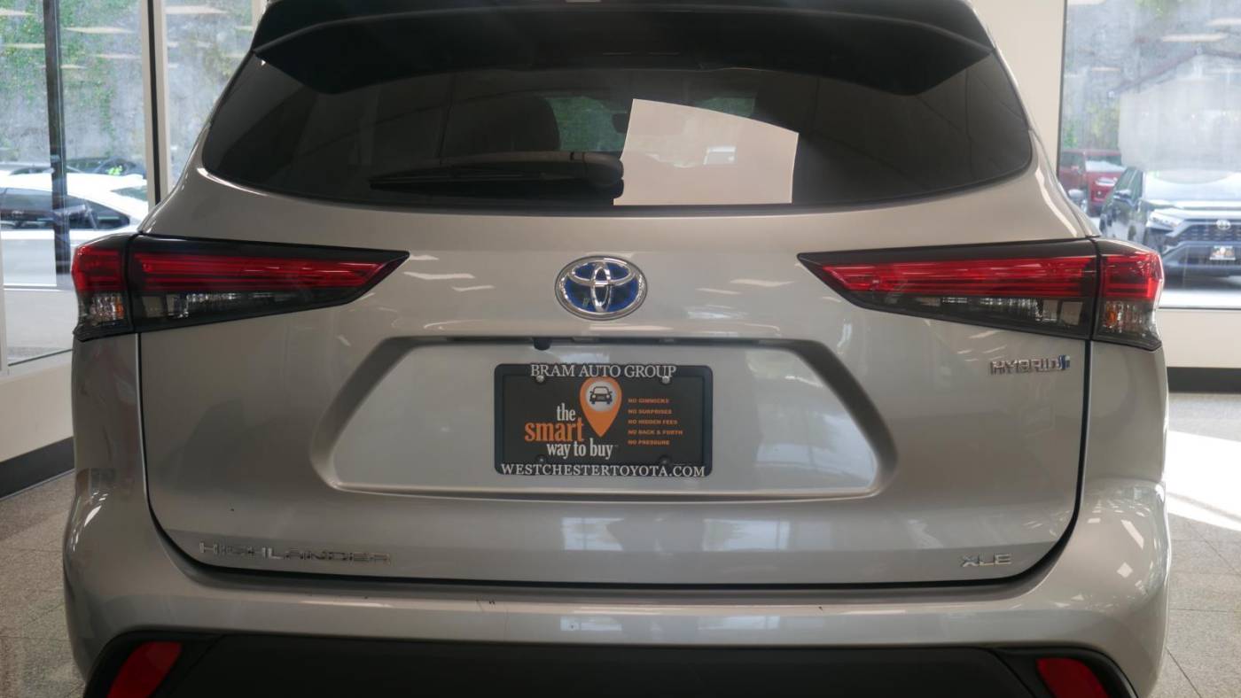2021 toyota highlander hybrid xle