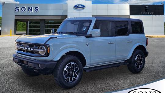 2024 Ford Bronco outer banks
