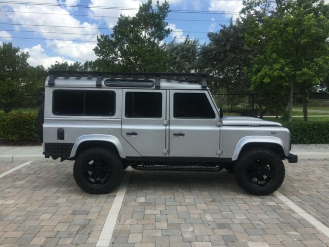 1990 land rover defender 110- restored- customized- make an offer!!!
