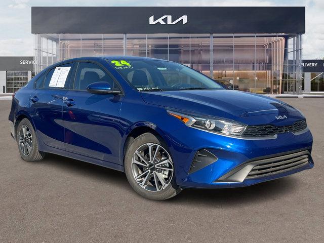 2024 kia forte lxs