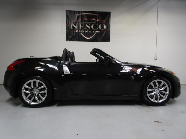 2013 nissan 370z touring