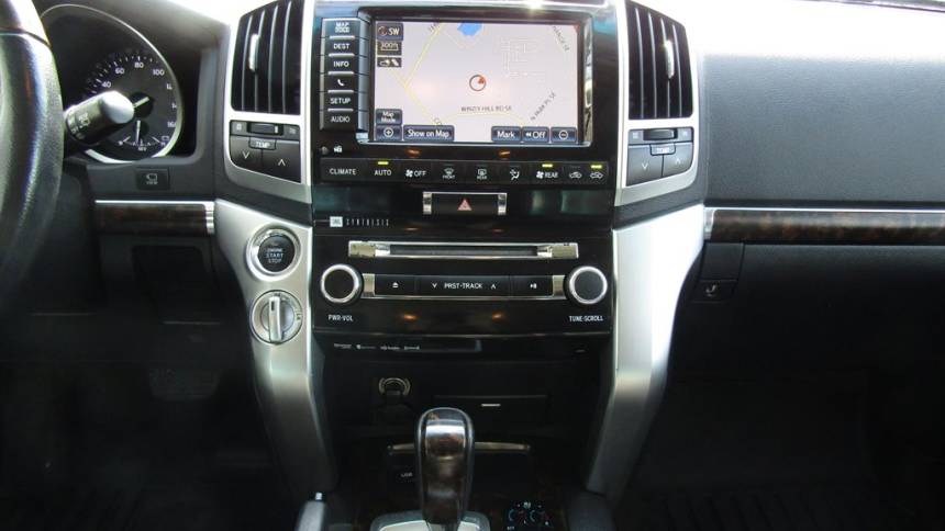 2014 toyota land cruiser base