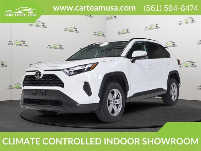 2022 toyota rav4 xle