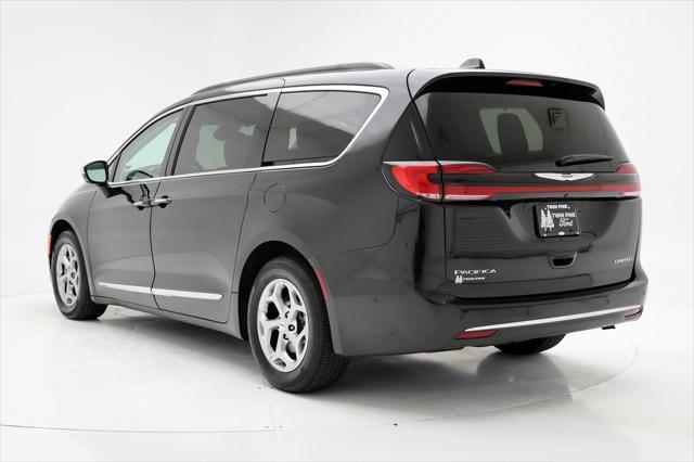 2022 chrysler pacifica limited