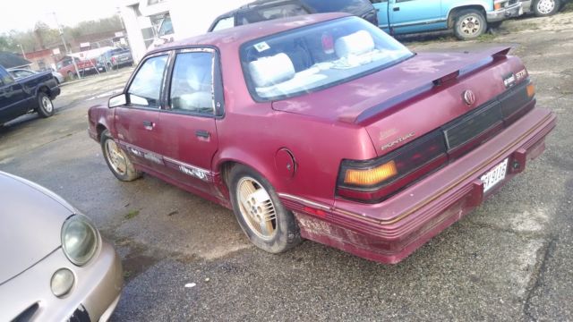 1989 pontiac 6000 33,932 miles key starts & runs needs battery clean title
