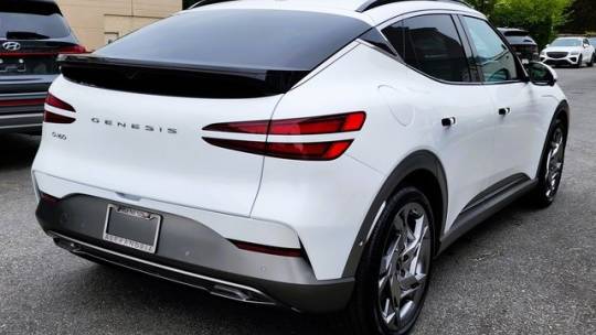 2023 genesis gv60 performance