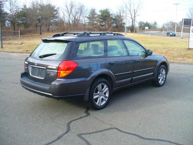 2007 subaru legacy outback ll bean
