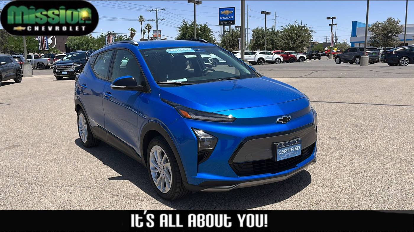2023 chevrolet bolt euv lt