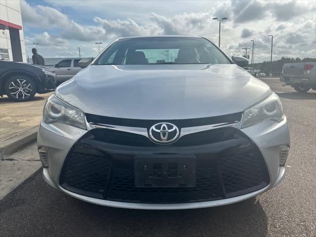 2015 toyota camry se