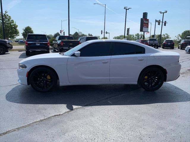 2015 dodge charger sxt