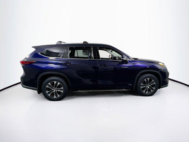 2021 toyota highlander hybrid xle