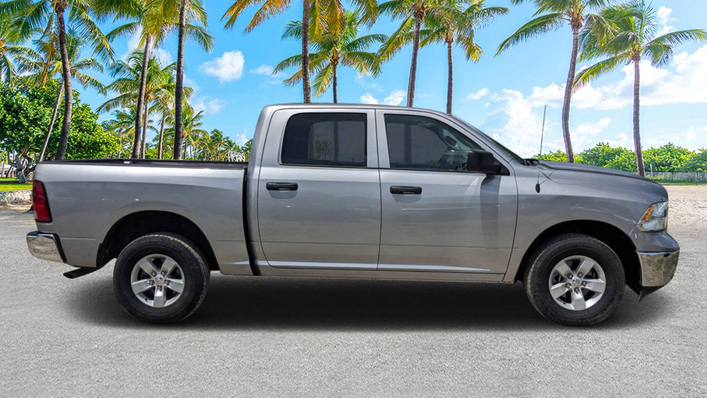 2022 ram 1500 classic slt