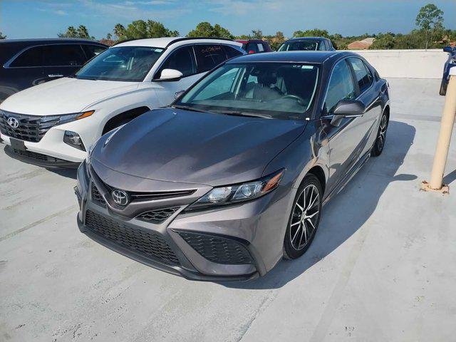 2023 toyota camry se