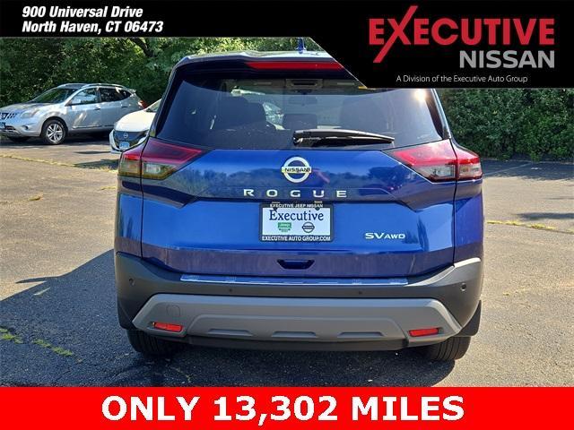 2021 nissan rogue sv
