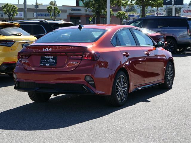 2023 kia forte gt-line