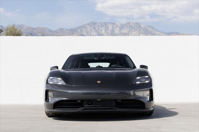 2025 porsche taycan base
