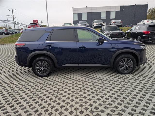 2022 nissan pathfinder s 4wd