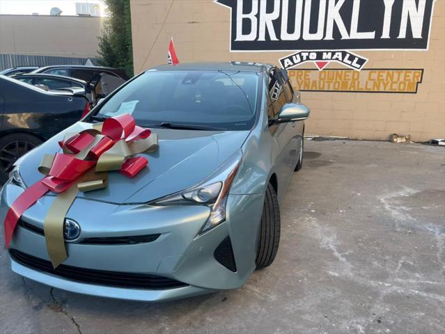2017 toyota prius three touring