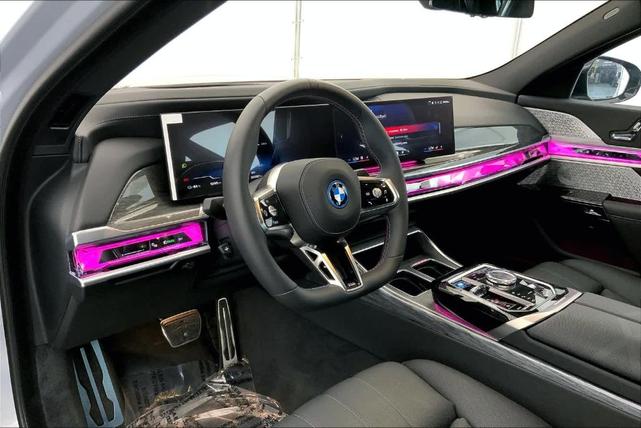 2024 bmw i7 m70