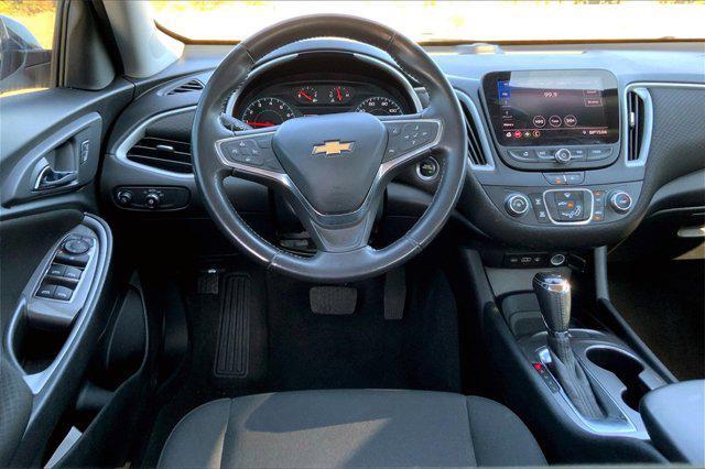 2020 chevrolet malibu fwd rs