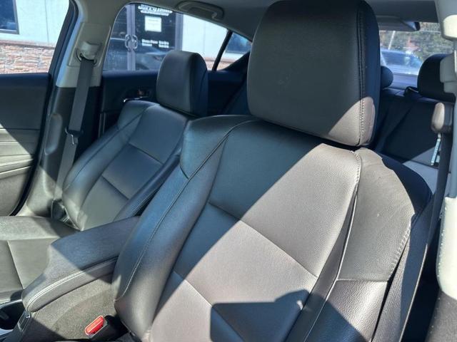 2018 acura ilx base