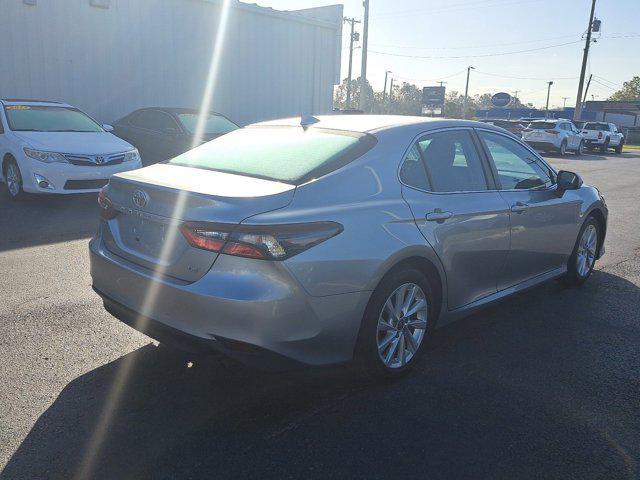 2023 toyota camry le