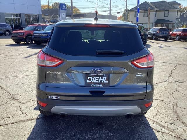 2016 ford escape se