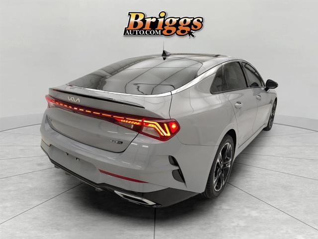 2022 kia k5 gt-line