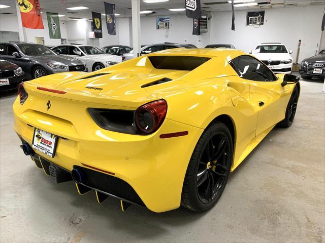 2017 ferrari 488 spider base