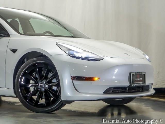 2022 tesla model 3 base
