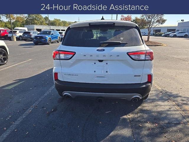 2022 ford escape titanium hybrid