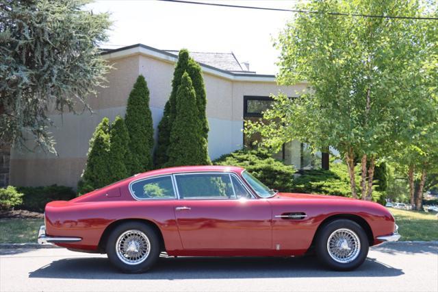 1967 aston martin db6