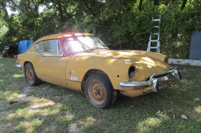 triumph gt6+ 1970 complete parts or restore car