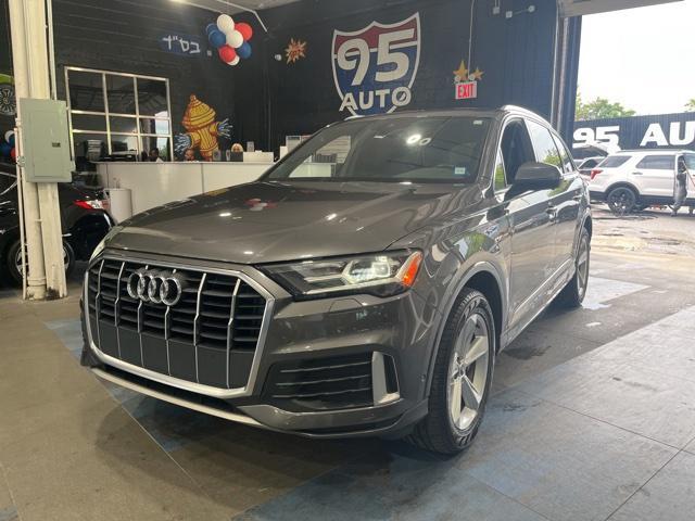 2021 audi q7 45 premium plus