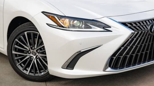 2024 Lexus ES