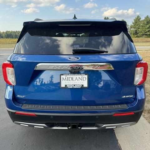 2022 ford explorer xlt