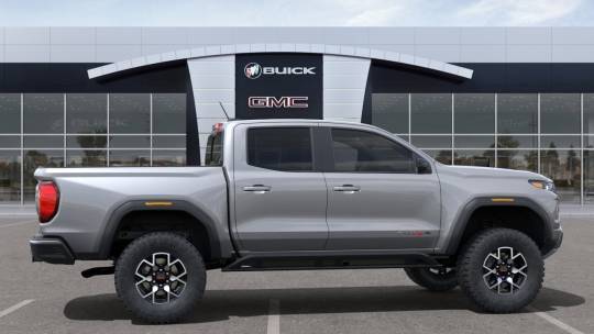 2024 GMC Canyon