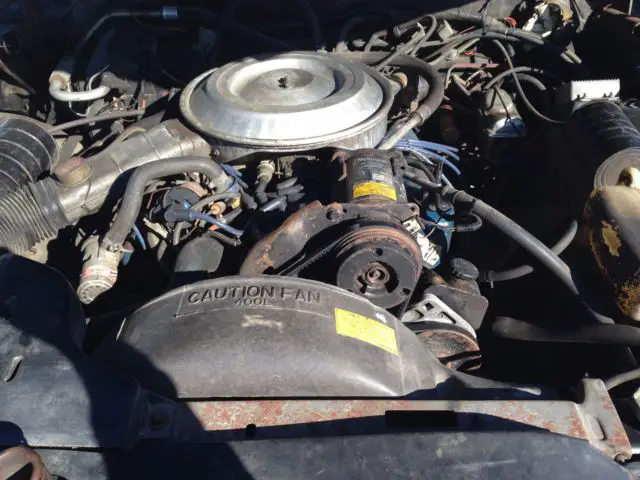 1979 lincoln continental with 82,700 miles,automatic,,air conditioning pw, pdl