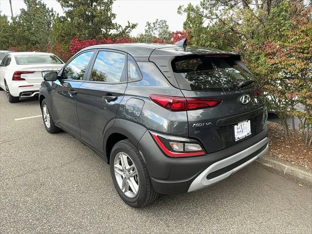 2022 hyundai kona se
