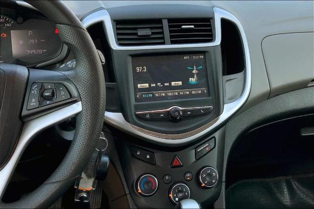2017 chevrolet sonic lt