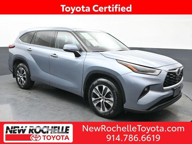 2021 toyota highlander xle