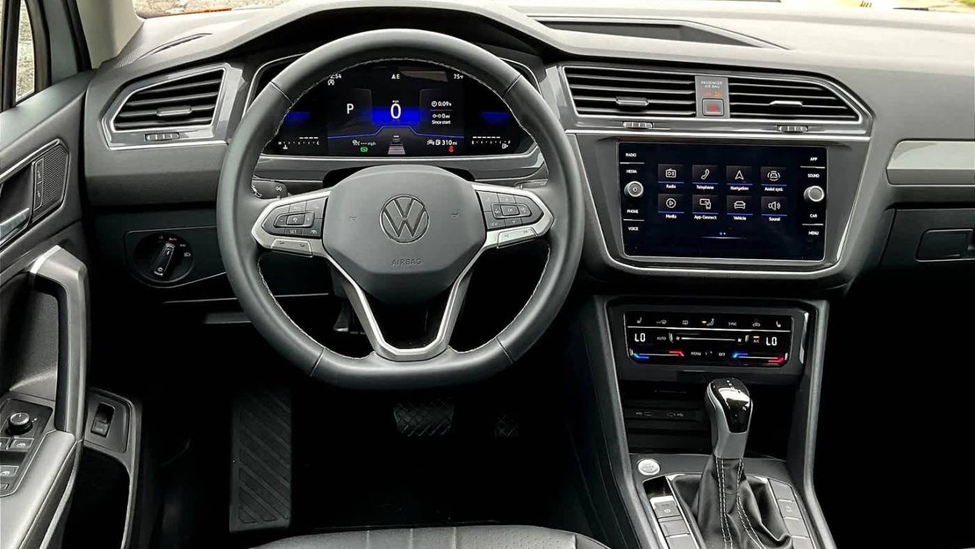 2024 volkswagen tiguan se