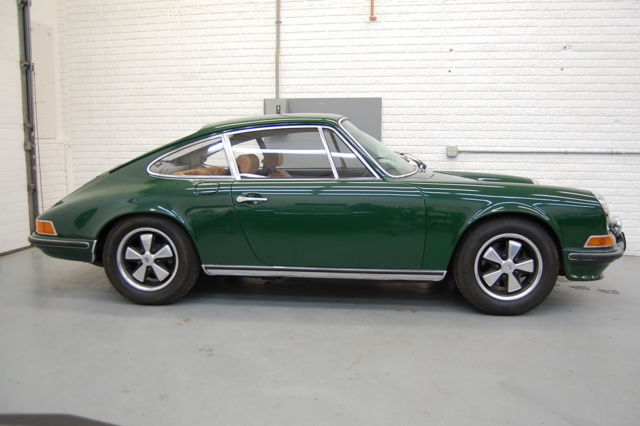 porsche 911 t coupe non-sunroof irish green very nice original car rust free