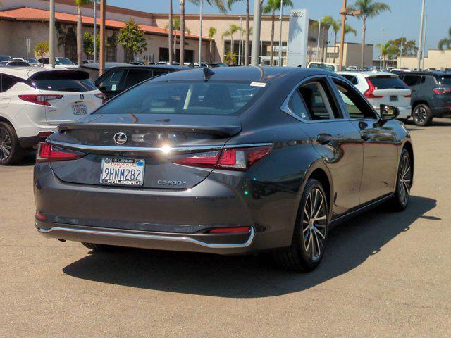 2024 lexus es 300h base