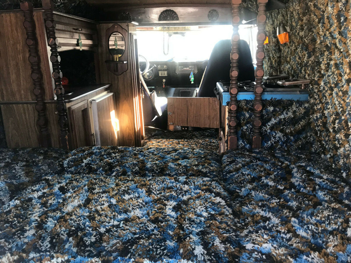 1975 dodge hippie van**one owner** shag carpet**scooby doo**no reserve**look!!!!