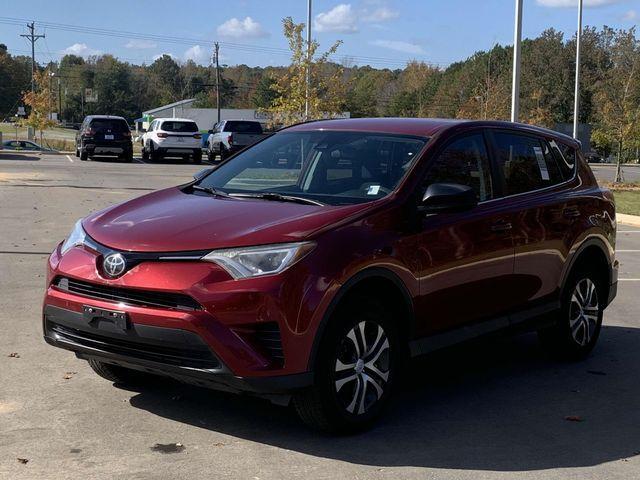 2018 toyota rav4 le