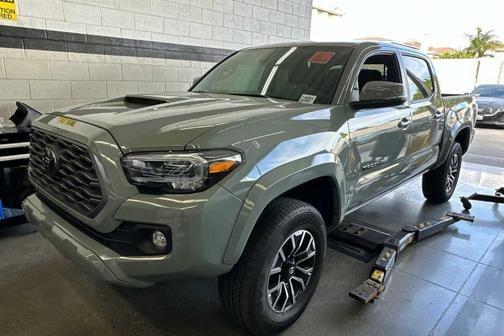 2023 toyota tacoma