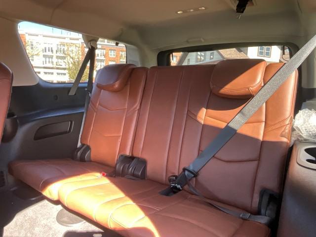 2020 cadillac escalade esv luxury