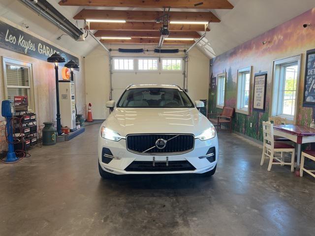 2022 volvo xc60 b5 momentum