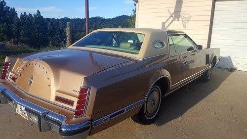 gold 1979 lincoln mark v
